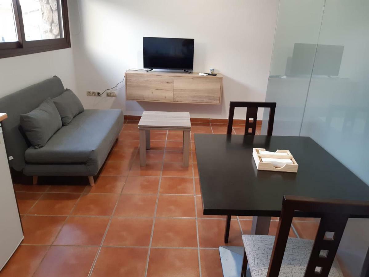 Apartamentos Fuente Arriba Poyales Del Hoyo Dış mekan fotoğraf